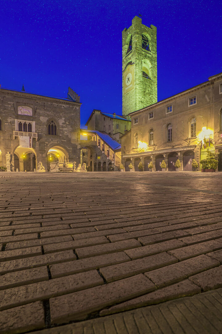 Bergamo By Tuk Tuk Piazza Vecchia Copia