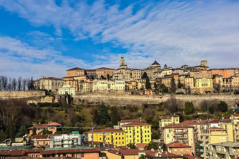 Panoramica Bergamo Alta e Bassa - Cosa Visitare A Bergamo In Un Giorno