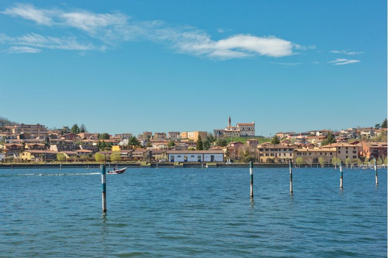 Sarnico - Uno dei Borghi Medievali vicino a Bergamo