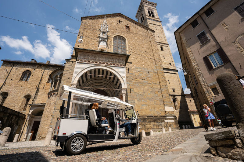 Basilica Santa Maria Maggiore e Tuk Tuk